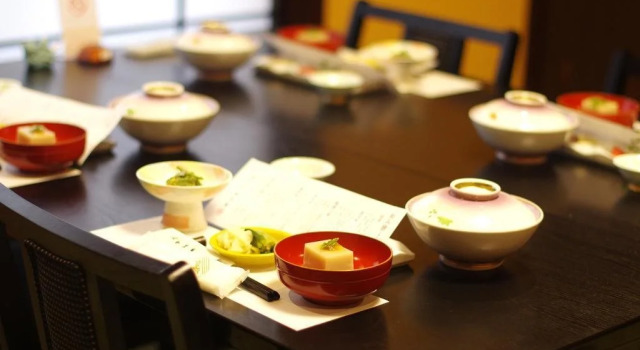 Matsunoyama Onsen Izumiya, Boek Hotel  
