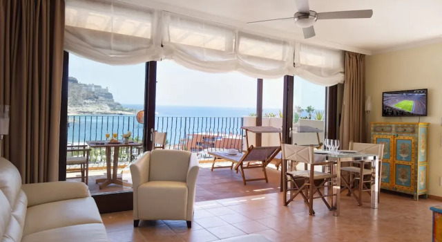 Люкс Superior с балконом и с видом на океан Idyll Suites