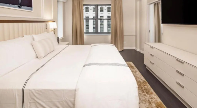 Двухместный люкс Premier c 1 комнатой Hilton Club The Quin New York