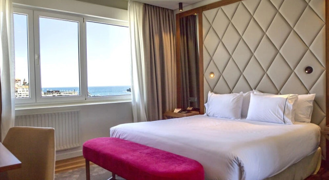 Двухместный номер Standard с видом на море Hotel Silken Palacio Uribarren