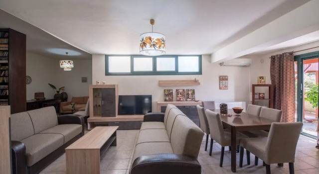 Ioanna's Residence