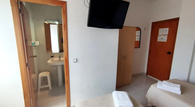 Двухместный номер Standard Hostal Neus
