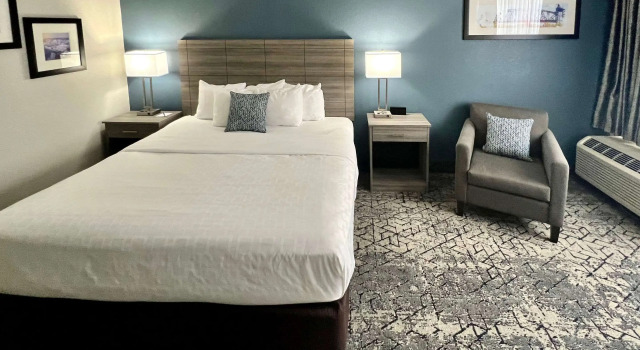 Двухместный номер Standard Clarion Hotel & Convention Center Joliet