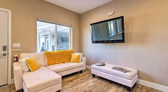 Modern Sun City Studio Near Deer Valley Golf, Забронировать Апартаменты/квартира Апартаменты Сан-Сити-Уэст, Апартаменты/квартира