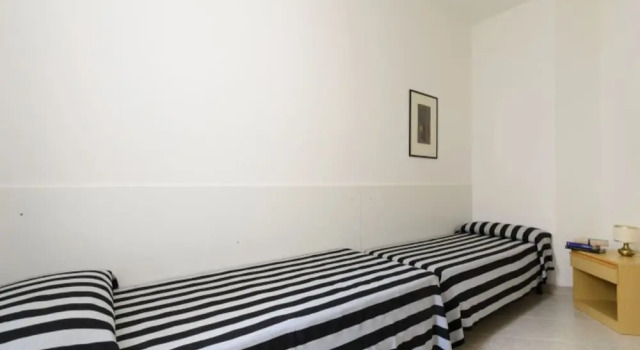 Cozy Accommodation With Shared Pool, Book Lejlighed Hoteller i Friuli Venezia Giulia med parkering, Parkering