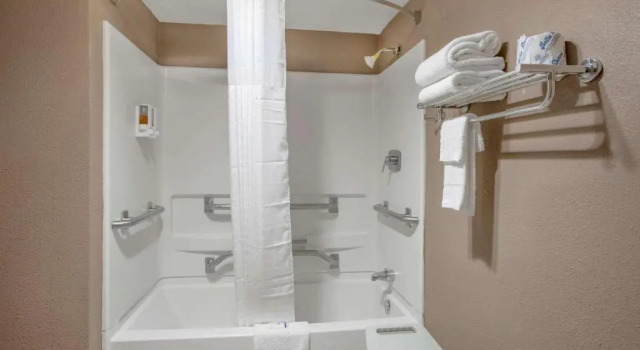 Standard- værelse Rodeway Inn & Suites Grand Rapids Southeast