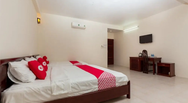 OYO 949 Sky Garden Resort