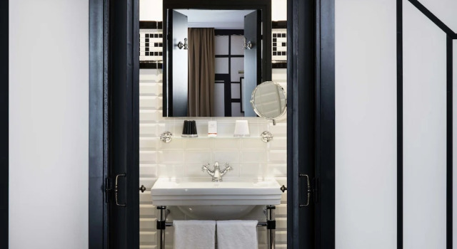 Двухместный номер Superior с балконом Hotel Monsieur & Spa
