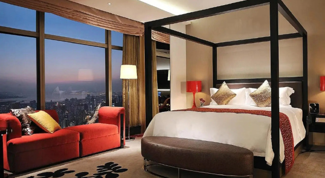 Номер Guest voco Suites Shenzhen Huanggang by IHG