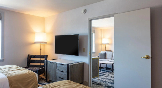 Люкс The Yorktowne Hotel, Tapestry Collection by Hilton