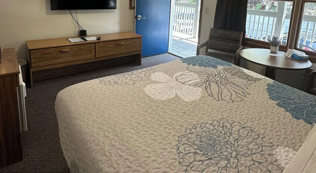Двухместный номер Standard DownTown Inn