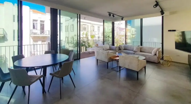 Exclusive 3Bdr 5M From Rothschild Tl40, Забронировать Отель Отели Тель-Авива с парковкой, рядом с Пляж Иерусалим, Парковка