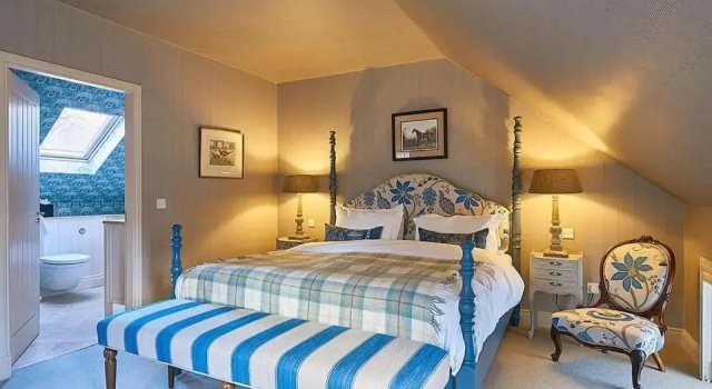 Двухместный люкс с видом на реку The Loch Lomond Arms Hotel
