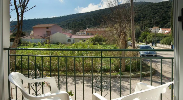 Konstantinos Apartments, Buchen Sie Ferienwohnung Agia Efimia Griechenland