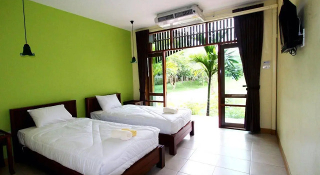 AuangKham Resort, Забронировать Курортный отель Лампанг Lampang Province, рядом с Уличный рынок «Кад Кун Та»