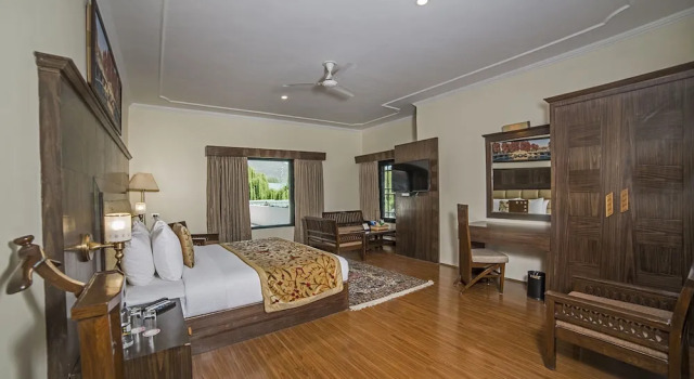 Номер Executive Lemon Tree Hotel Srinagar