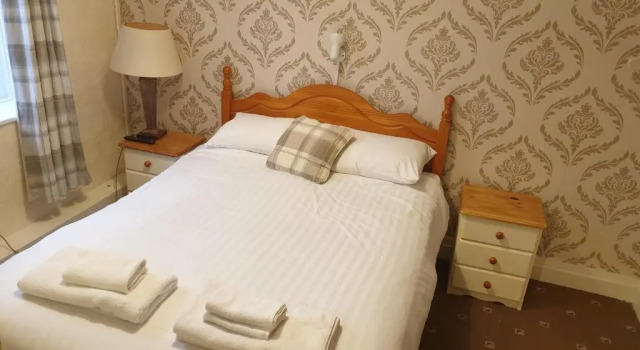 Трёхместный номер Standard HOTEL242