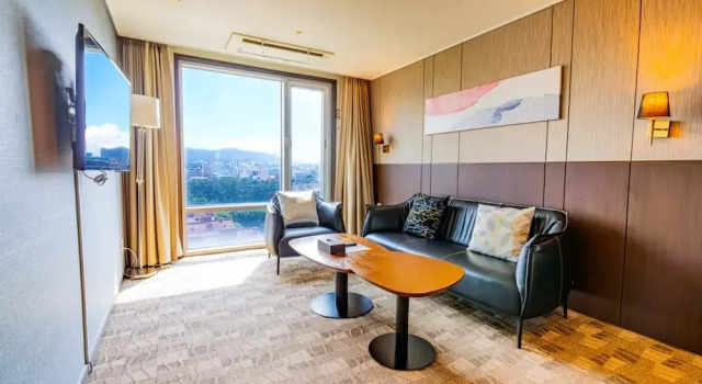 Двухместный люкс Ramada by Wyndham Jeju City Hall