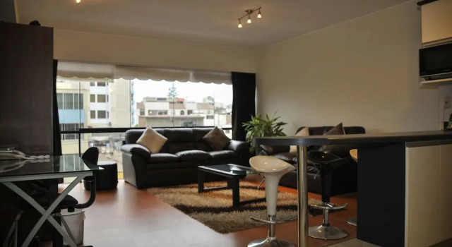 Miraflores Apartments 101 Tripoli Street by Private Host, Забронировать Апартаменты/квартира Отели в центре Мирафлореса, в центре, Парковка