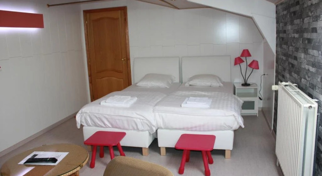 Belair, Rezervasyon Otel Oost Kantons havuzlu oteller, Yüzme Havuzu