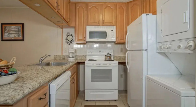 Leatherbark - 202a 2 BR Condo Spacious Living Room, Забронировать Апартаменты/квартира Отели Сноушу с парковкой, рядом с Лыжный подъемник Soaring Eagle Express, Парковка
