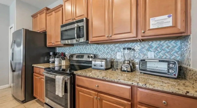 Коттедж Cozy Home Near Disney Parks - Prime Location