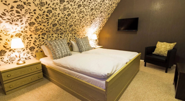 Hotel Palatino, Забронировать Отель Отели Зундерн с парковкой, Парковка