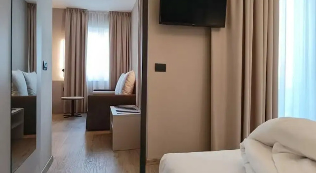 Трёхместный семейный номер Standard с балконом Brione Green Resort