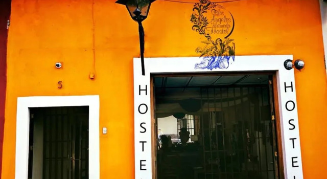 Hostel los Angeles de la Alameda, Забронировать Хостел Антигуа-Гватемала Сакатепекес, рядом с Смотровая площадка «Серро-де-ла-Крус»