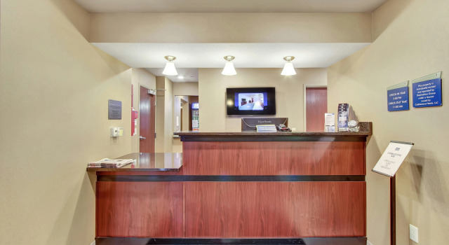 Cobblestone Hotel & Suites - Waynesboro, Book Hotel Hoteller i Pennsylvania med parkering, Parkering