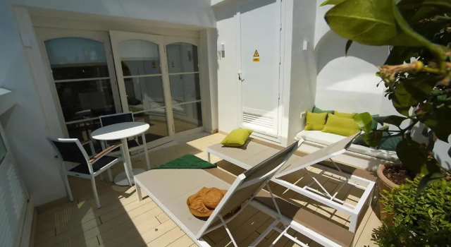 Номер Deluxe Plaza Mina Suites by Luxury Suites Cadiz