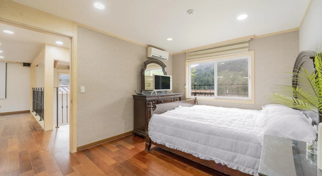 Gapyeong Smurf House Pension, Prenota Hotel Hotel a Gyeonggi-do con piscina, Piscina