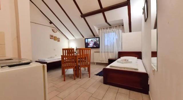 Апартаменты Apartments & Accommodation Stojic