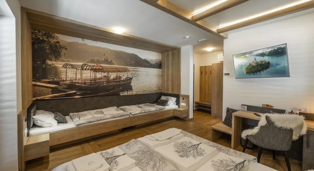 Standard Vierer Familie Zimmer mit Balkon Veldes B&B