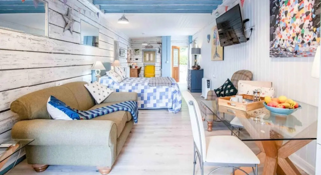 Raymond House Guest House Penally, Забронировать Апартаменты/квартира Тенби Пембрукшир, рядом с Penally Court