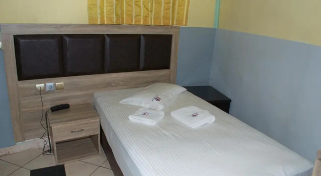 Одноместный номер Economy Diethnes Hotel