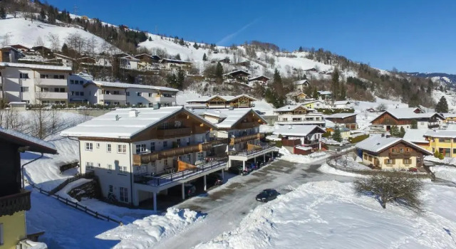 Апартаменты Пентхаус с балконом и с видом на горы All Seasons Lodge by All in One Apartments