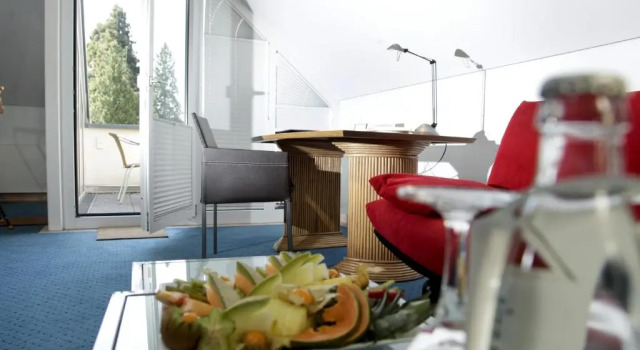 Четырёхместный номер Standard Hotel Watthalden