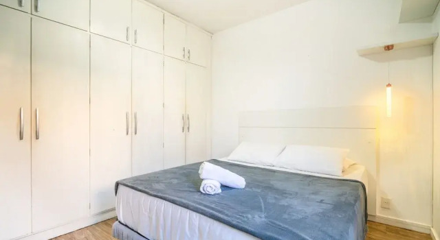 Apt Floripa, 50m to the Beach - Pad0103, Забронировать Апартаменты/квартира Флорианополис South of Brazil, рядом с Hercilio Luz Square