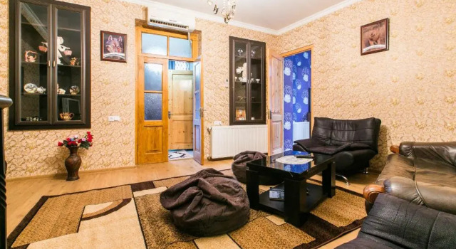 Saidos Apartment, Забронировать Апартаменты/квартира Отели Тбилиси с парковкой, рядом с Парк Рике, Парковка
