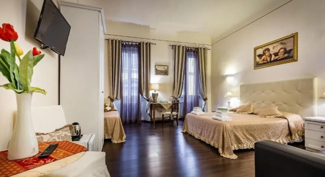 Трёхместный номер Standard B&B De Biffi