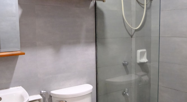 Pat în dormitor Bambu Suites