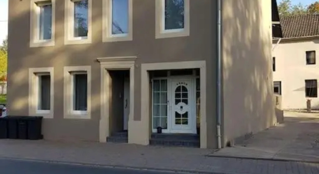 Апартаменты Holiday Home Sofia La vie est belle