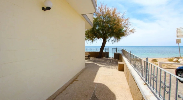 Апартаменты Beach House in Puglia