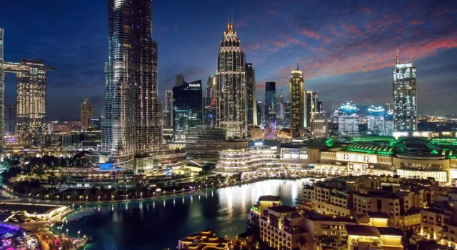 FAM Living - The Residences Tower - Burj Fountain View, Забронировать Отель Даунтаун Дубай , рядом с Дубайский аквариум