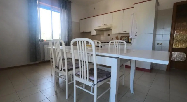 Коттедж Ettore 3-bed Villa - Sleeps 6, Garden & Parking