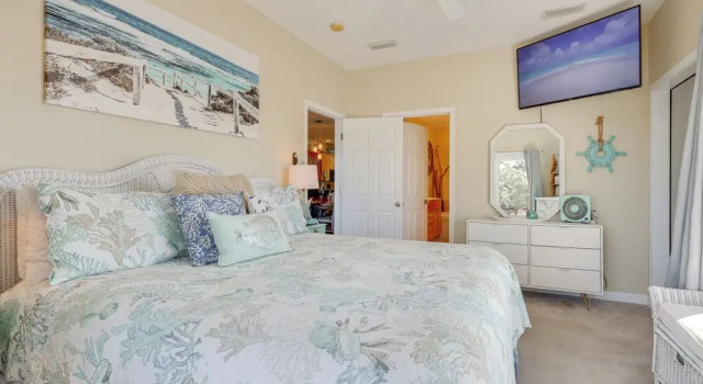 Boat, Swim, Walk to Beach! Dauphin Island Retreat
