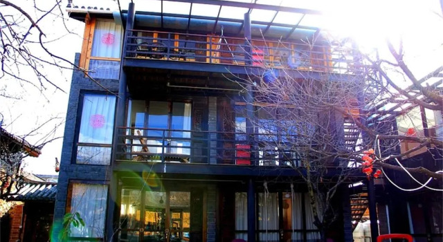 Lijiang Baisha Free Time Designed Hotel, Prenota Hotel Baisha Yunnan