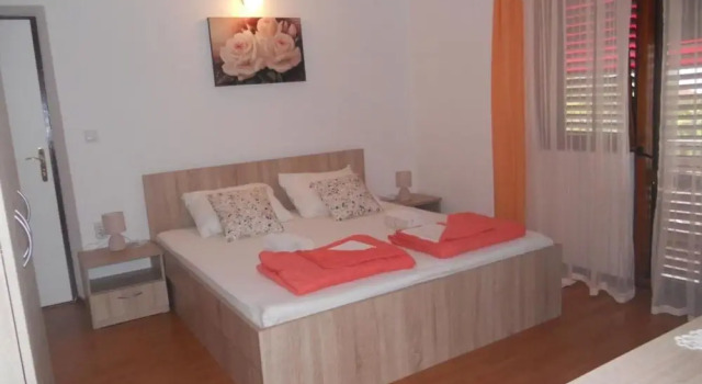 Ivo - With Terrace - A1, Prenota Hotel Hotel a Isole Quarnerine con parcheggio, Parcheggio