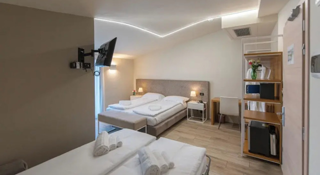 Четырёхместный полулюкс Ile Hotel